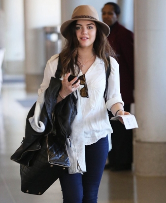AtLaxAirport2013-04.jpg