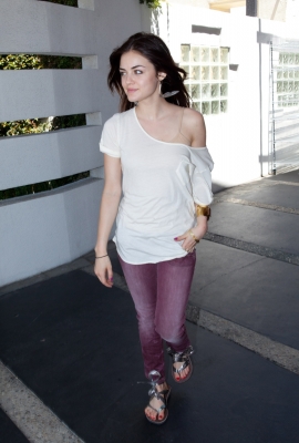 P3R_Publicity2011-05.jpg