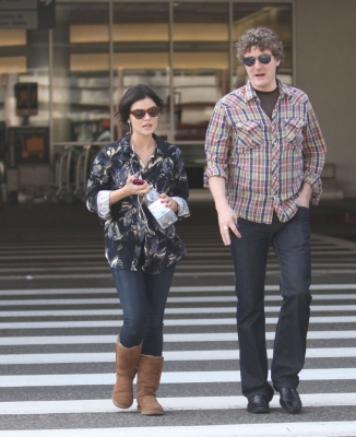 ArrivesOnLAX2012-01.jpg