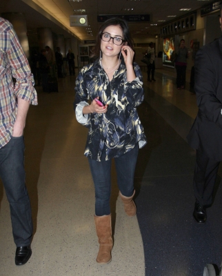 ArrivesOnLAX2012-03.jpg