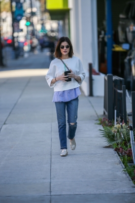 HQ
