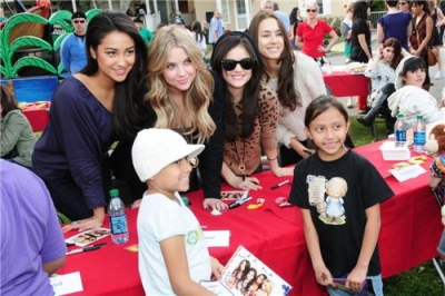 CampRonaldMcDonaldChristmasCarnival2010-005.jpg