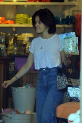 HQ
