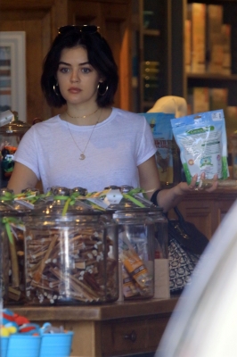 HQ
