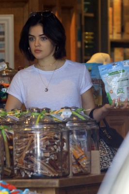 HQ
