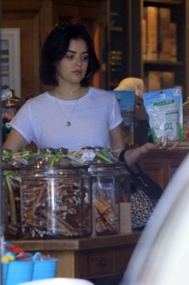HQ
