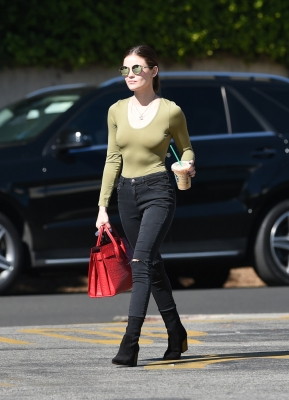 HQ
