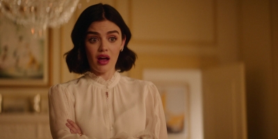 Katy_Keene_S01E10_Chapter_Ten_Gloria_1080p_AMZN_WEB-DL_DDP5_1_H_264-KiNGS_1090.jpg