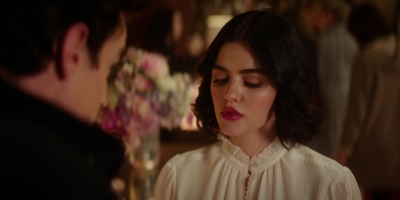 Katy_Keene_S01E10_Chapter_Ten_Gloria_1080p_AMZN_WEB-DL_DDP5_1_H_264-KiNGS_1190.jpg