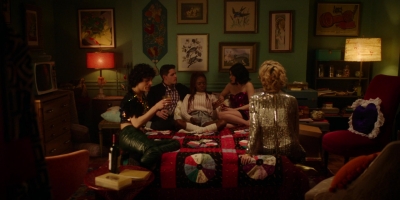 Katy_Keene_S01E10_Chapter_Ten_Gloria_1080p_AMZN_WEB-DL_DDP5_1_H_264-KiNGS_2338.jpg