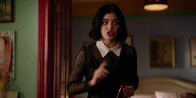 Katy_Keene_S01E11_Chapter_Eleven_Who_Can_I_Turn_To_1080p_AMZN_WEB-DL_DDP5_1_H_264-KiNGS_1180.jpg