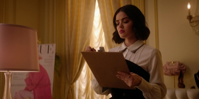 Katy_Keene_S01E12_Chapter_Twelve_Chain_of_Fools_1080p_AMZN_WEB-DL_DDP5_1_H_264-KiNGS_1126.jpg
