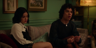 Katy_Keene_S01E12_Chapter_Twelve_Chain_of_Fools_1080p_AMZN_WEB-DL_DDP5_1_H_264-KiNGS_1346.jpg