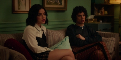 Katy_Keene_S01E12_Chapter_Twelve_Chain_of_Fools_1080p_AMZN_WEB-DL_DDP5_1_H_264-KiNGS_1395.jpg