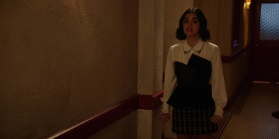 Katy_Keene_S01E12_Chapter_Twelve_Chain_of_Fools_1080p_AMZN_WEB-DL_DDP5_1_H_264-KiNGS_1489.jpg
