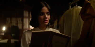 Katy_Keene_S01E12_Chapter_Twelve_Chain_of_Fools_1080p_AMZN_WEB-DL_DDP5_1_H_264-KiNGS_1889.jpg