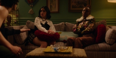 Katy_Keene_S01E12_Chapter_Twelve_Chain_of_Fools_1080p_AMZN_WEB-DL_DDP5_1_H_264-KiNGS_2010.jpg