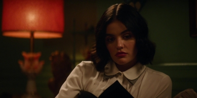 Katy_Keene_S01E12_Chapter_Twelve_Chain_of_Fools_1080p_AMZN_WEB-DL_DDP5_1_H_264-KiNGS_2054.jpg