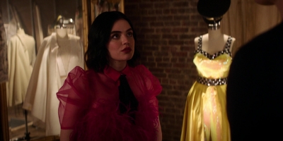 Katy_Keene_S01E12_Chapter_Twelve_Chain_of_Fools_1080p_AMZN_WEB-DL_DDP5_1_H_264-KiNGS_2340.jpg