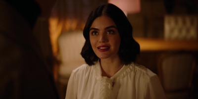 Katy_Keene_S01E13_Chapter_Thirteen_Come_Together_1080p_AMZN_WEB-DL_DDP5_1_H_264-KiNGS_0439.jpg