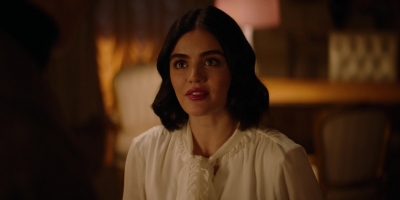Katy_Keene_S01E13_Chapter_Thirteen_Come_Together_1080p_AMZN_WEB-DL_DDP5_1_H_264-KiNGS_0447.jpg