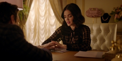 Katy_Keene_S01E13_Chapter_Thirteen_Come_Together_1080p_AMZN_WEB-DL_DDP5_1_H_264-KiNGS_0753.jpg