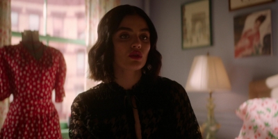 Katy_Keene_S01E13_Chapter_Thirteen_Come_Together_1080p_AMZN_WEB-DL_DDP5_1_H_264-KiNGS_0947.jpg