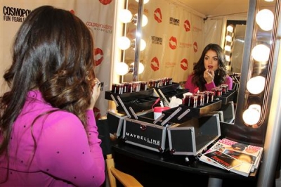 KissesForTheTroops2011-10.jpg