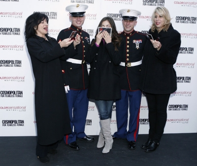 KissesForTheTroops2011-59.jpg