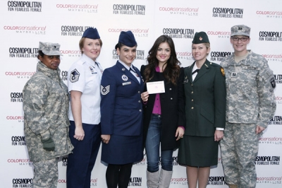 KissesForTheTroops2011-60.jpg