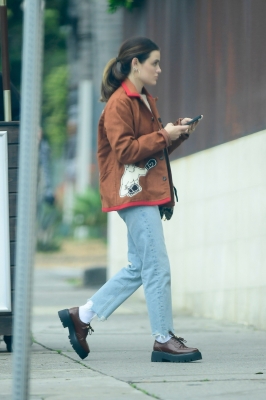 LHBR017~60.jpg