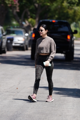 LHStudioCity0408-010.jpg
