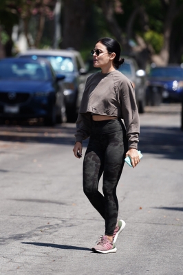 LHStudioCity0408-012.jpg