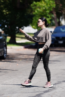 LHStudioCity0408-017.jpg
