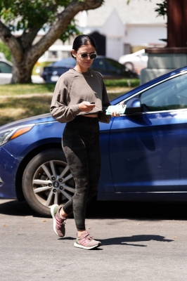 LHStudioCity0408-026.jpg