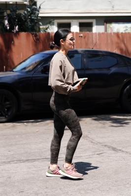 LHStudioCity0408-031.jpg