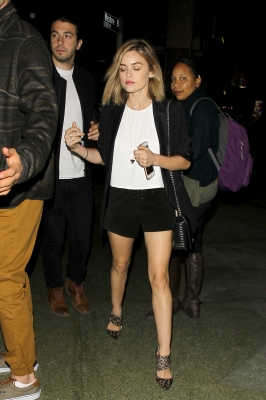 LeavingLeonBridgesConcertLAMar20th-005.jpg
