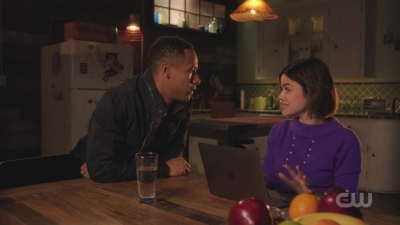 Life_Sentence_S01E09_WEB_x264-TBS5Beztv5D_1317.jpg