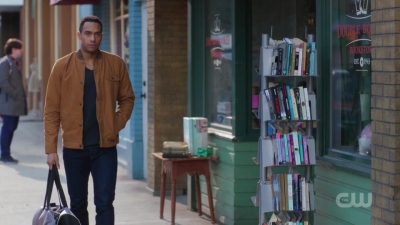 Life_Sentence_S01E10_REPACK_WEB_x264-TBS5Beztv5D_0060.jpg
