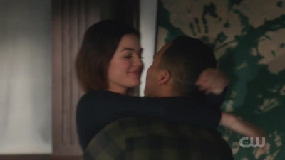 Life_Sentence_S01E10_REPACK_WEB_x264-TBS5Beztv5D_2484.jpg