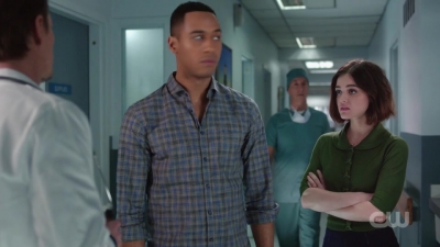 Life_Sentence_S01E12_WEB_x264-TBS5Beztv5D_1742.jpg