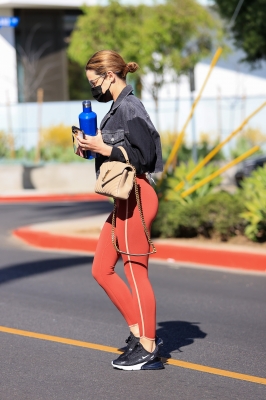 Lucy010321-019.jpg