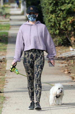 Lucy030121-009.jpg