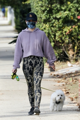 Lucy030121-016.jpg