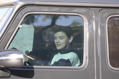 Lucy060121-011.jpg