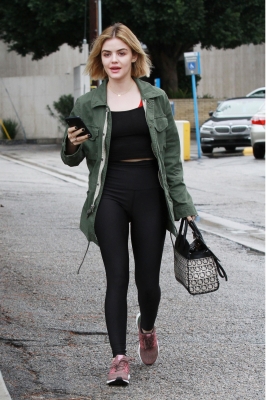 Lucy1201-019.jpg