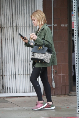 Lucy1201-033.jpg