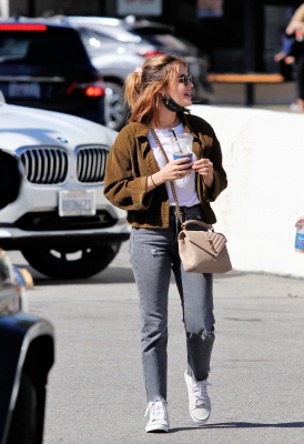 Lucy260321-19.jpg