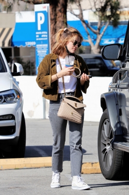Lucy260321-26.jpg