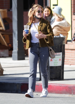 Lucy260321-38.jpg